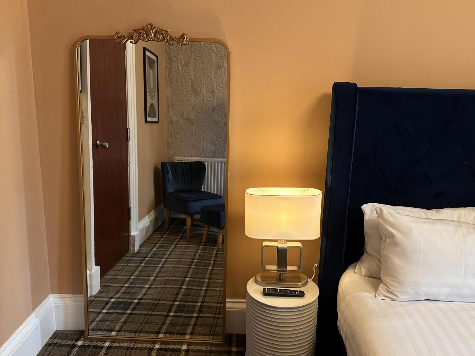 The Valentine - Townhouse Hotel (Adults Only) เอดินบะระ ภายนอก รูปภาพ